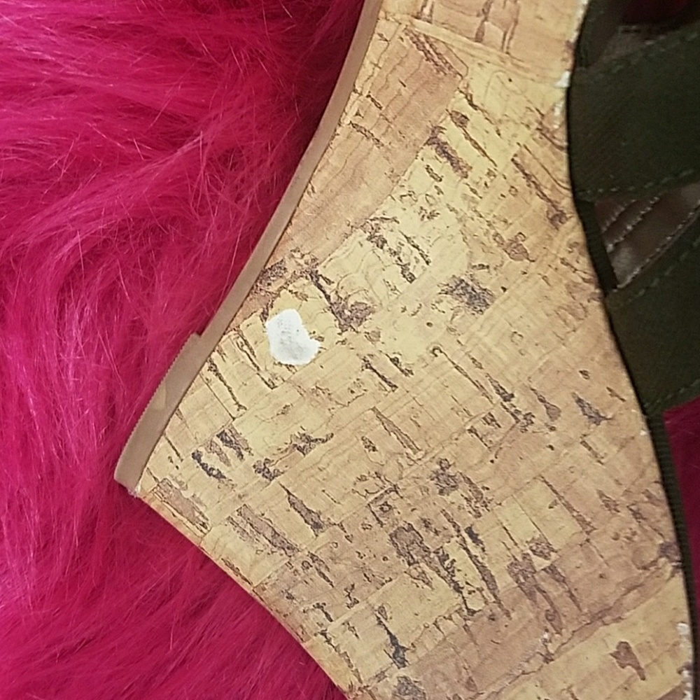 Wedges - Picture 4 of 4